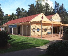 Manly Art Gallery And Museum - Kawana Tourism 0