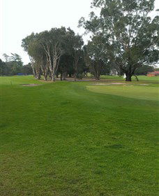 East Lake Golf Course - Kawana Tourism 0