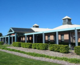 Port Kembla Golf Club - Kawana Tourism 0