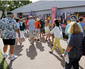 Bee Gees Way - Kawana Tourism 0