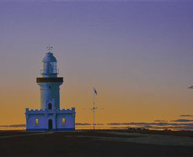 Shoalhaven Fine Art And Framing - Kawana Tourism 0
