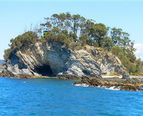 Kayaking Batemans Bay - Kawana Tourism 1