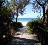 Greenfield Beach - Kawana Tourism