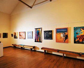 Blue Knob Hall Gallery And Cafe - Kawana Tourism 1