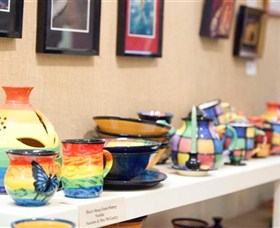 Nimbin Artists Gallery - Kawana Tourism 1