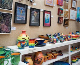 Nimbin Artists Gallery - Kawana Tourism 3