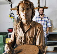 Damien Lucas Sculpture and Design - Kawana Tourism