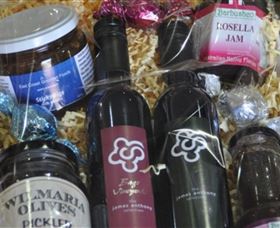 Kendall Cellars And Providore - Kawana Tourism 1