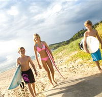 Ballina Surfing Beaches - Kawana Tourism