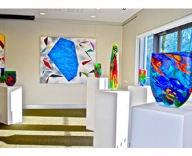 Lone Goat Gallery - Kawana Tourism 3