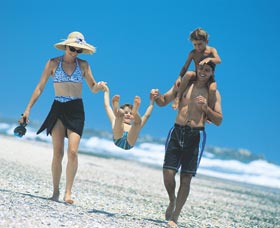 Lighthouse Beach Ballina - Kawana Tourism 0