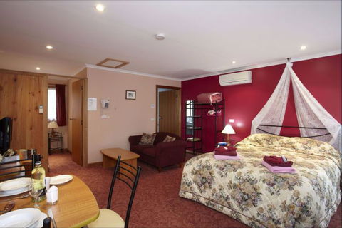 NorthEast Restawhile Bed And Breakfast - Kawana Tourism 2