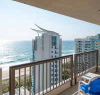 BreakFree Longbeach Resort - Kawana Tourism