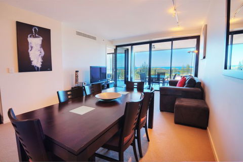 Ultra Broadbeach - Kawana Tourism 7