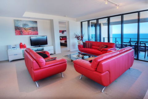 Ultra Broadbeach - Kawana Tourism 18