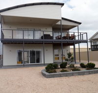 Ocean Swell - Kawana Tourism