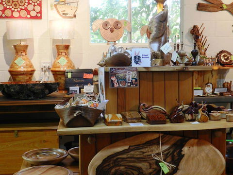 Montville Woods Gallery - Kawana Tourism 3