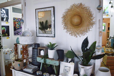 DBar Gallery - Kawana Tourism 1