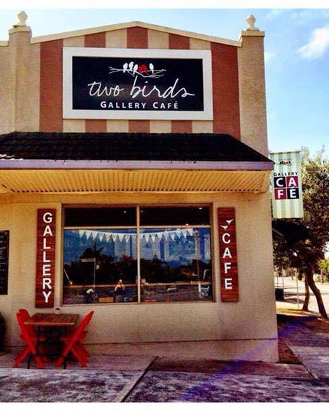 Two Birds Gallery - Kawana Tourism 0