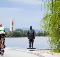 R G Menzies Walk - Kawana Tourism