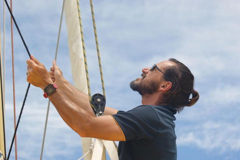 Fremantle Sunset Sail On WA\'s Iconic Yellow Catamaran - Kawana Tourism 1