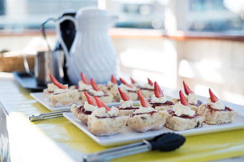 Cruise To Lunch Package - Kawana Tourism 7