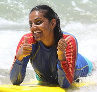 Surfing Lesson at Cheyne Horan School of Surf on the Gold Coast - Kawana Tourism
