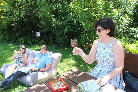 Deluxe Winery Tour To Tamborine Mountain, Includes Gourmet Two Course Lunch - Kawana Tourism 9