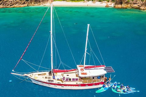 2-Day Whitsundays Sailing Adventure: SV Whitehaven - Kawana Tourism 2