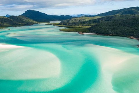 2-Day Whitsundays Sailing Adventure: SV Whitehaven - Kawana Tourism 3