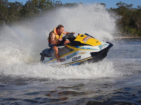 The Jolly Roger - Kawana Tourism 1