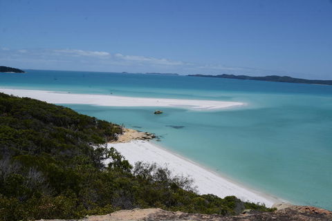 Whitehaven Beach And Hill Inlet Chill And Grill - Kawana Tourism 3