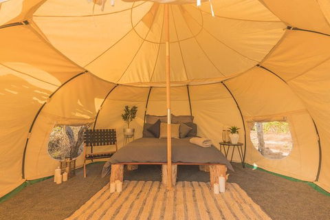 Outback Floatplane Safari Camp Overnighter Including Airboat From Darwin - Kawana Tourism 1
