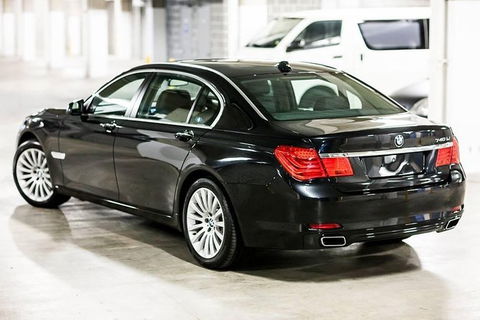 Family Sydney Airport Arrival Transfer - Kawana Tourism 4