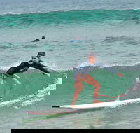 Out The Back 3-Day Surf School in Byron Bay - Kawana Tourism
