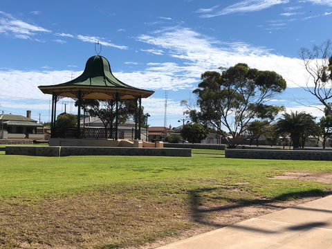 Davies Square, Wallaroo - Kawana Tourism 1