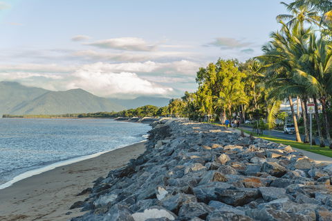 Machans Beach - Kawana Tourism 1