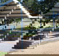 Point Hut Pond Park - Kawana Tourism