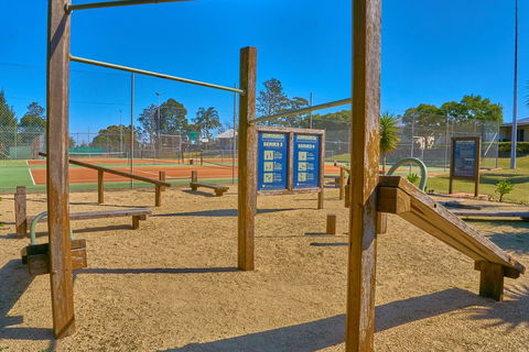 Raworth Tennis Centre - Kawana Tourism 2