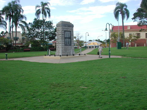 Sandgate War Memorial Park - Kawana Tourism 2
