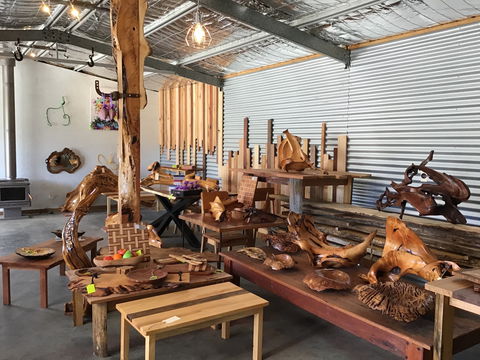 Sculptured Gallery - Kawana Tourism 0