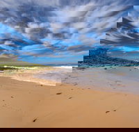 Shelly Beach - Kawana Tourism