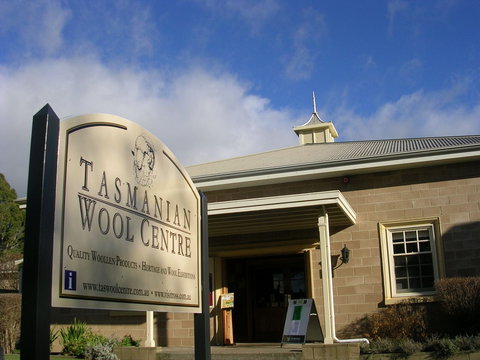 Tasmanian Wool Centre - Kawana Tourism 1
