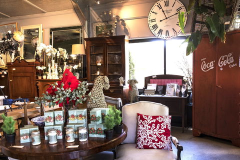 Village Antiques - Kawana Tourism 1