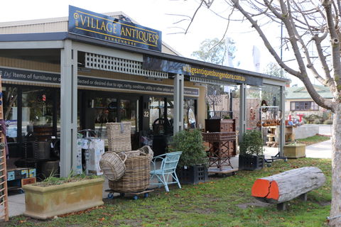 Village Antiques - Kawana Tourism 2