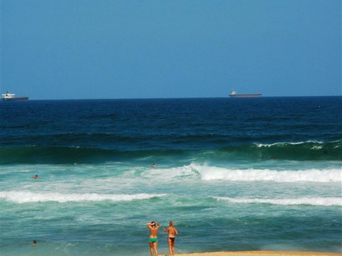 Merewether Beach - Kawana Tourism 0