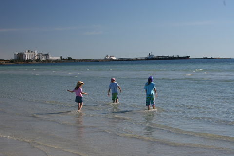 North Beach, Wallaroo - Kawana Tourism 1
