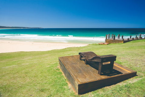 Short Point Beach - Kawana Tourism 0
