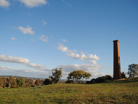 Bushmans Hill - Kawana Tourism 0