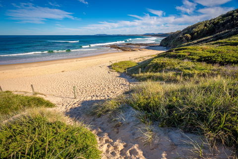 Coomee Nulunga Beach - Kawana Tourism 0